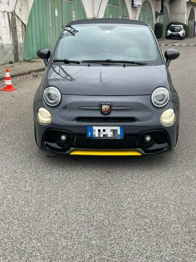 ABARTH 695 C 1.4 Turbo T-Jet XSR Yamaha Limited Edition