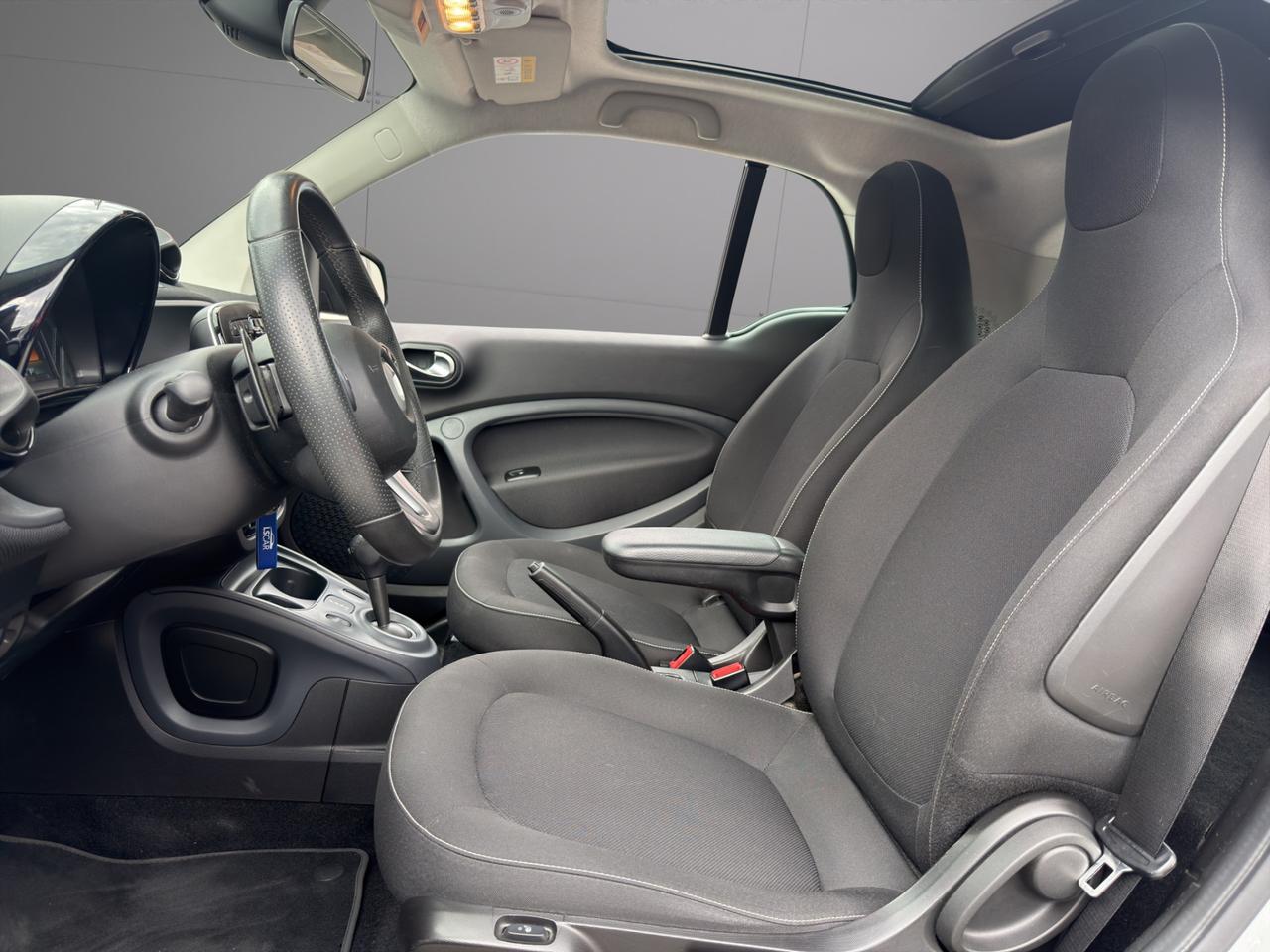 Smart fortwo coupe Fortwo 1.0 Passion - Unipro - Promo Fin - Cerchi in lega - Luci led - Tetto panoramico