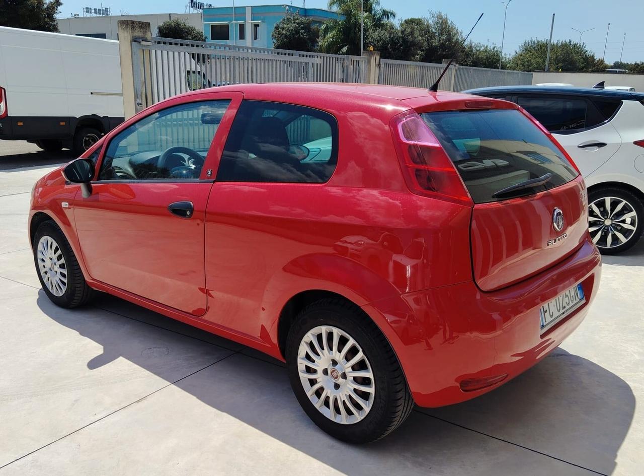 Fiat Punto 1.3 MJT II 75 CV 3 porte