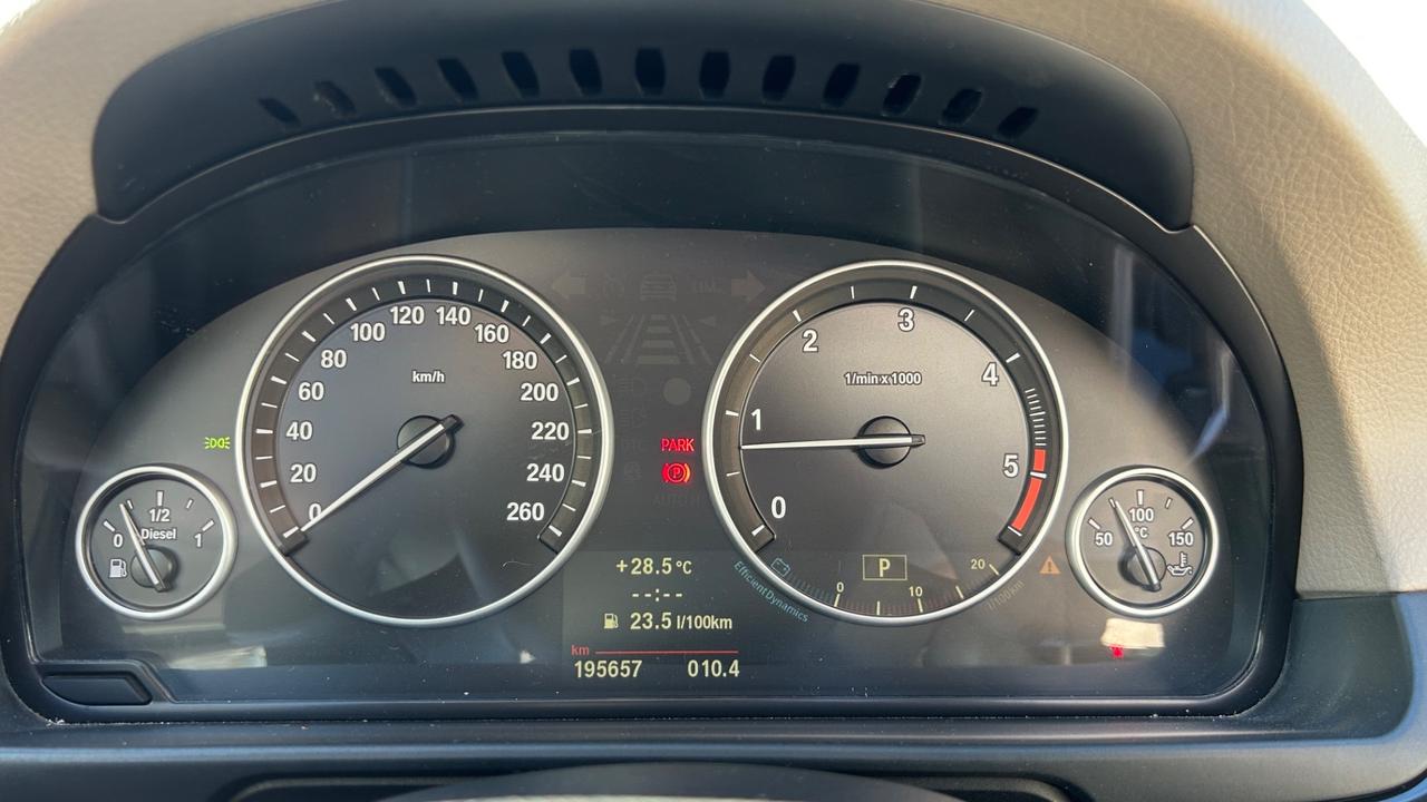 Bmw 520d Touring Luxury -mod.2012 TETTO/NAVI/XENO