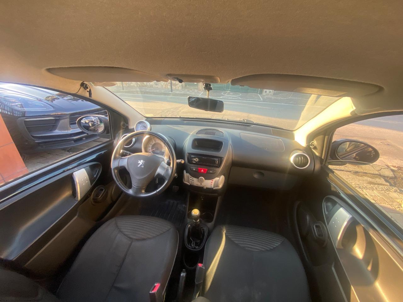 Peugeot 107 1.0 68CV 5p. Urban Move