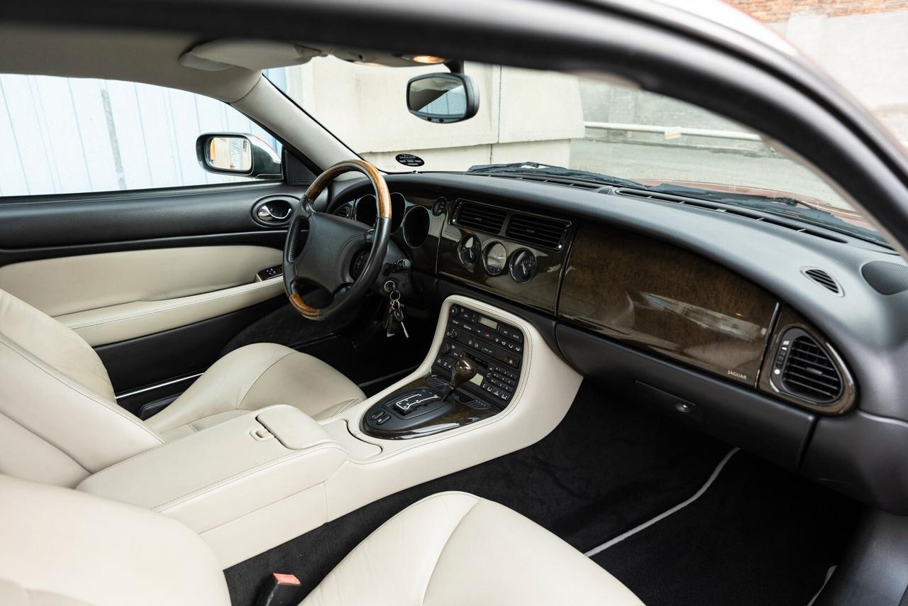 Jaguar XK XKR 4.0 Coupé
