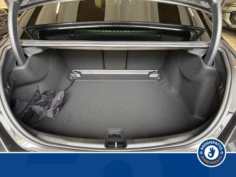 Mercedes-Benz Classe C 220d Mild Hybrid Berlina AMG Line Advanced