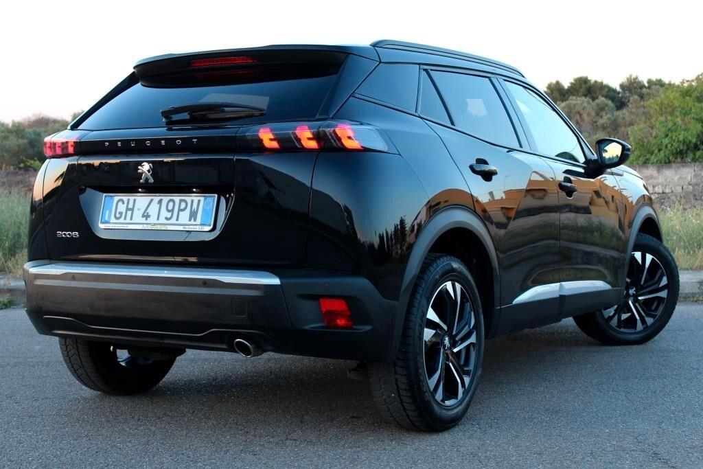 PEUGEOT 2008 1.5 BlueHDi 110 CV *LED *Carplay