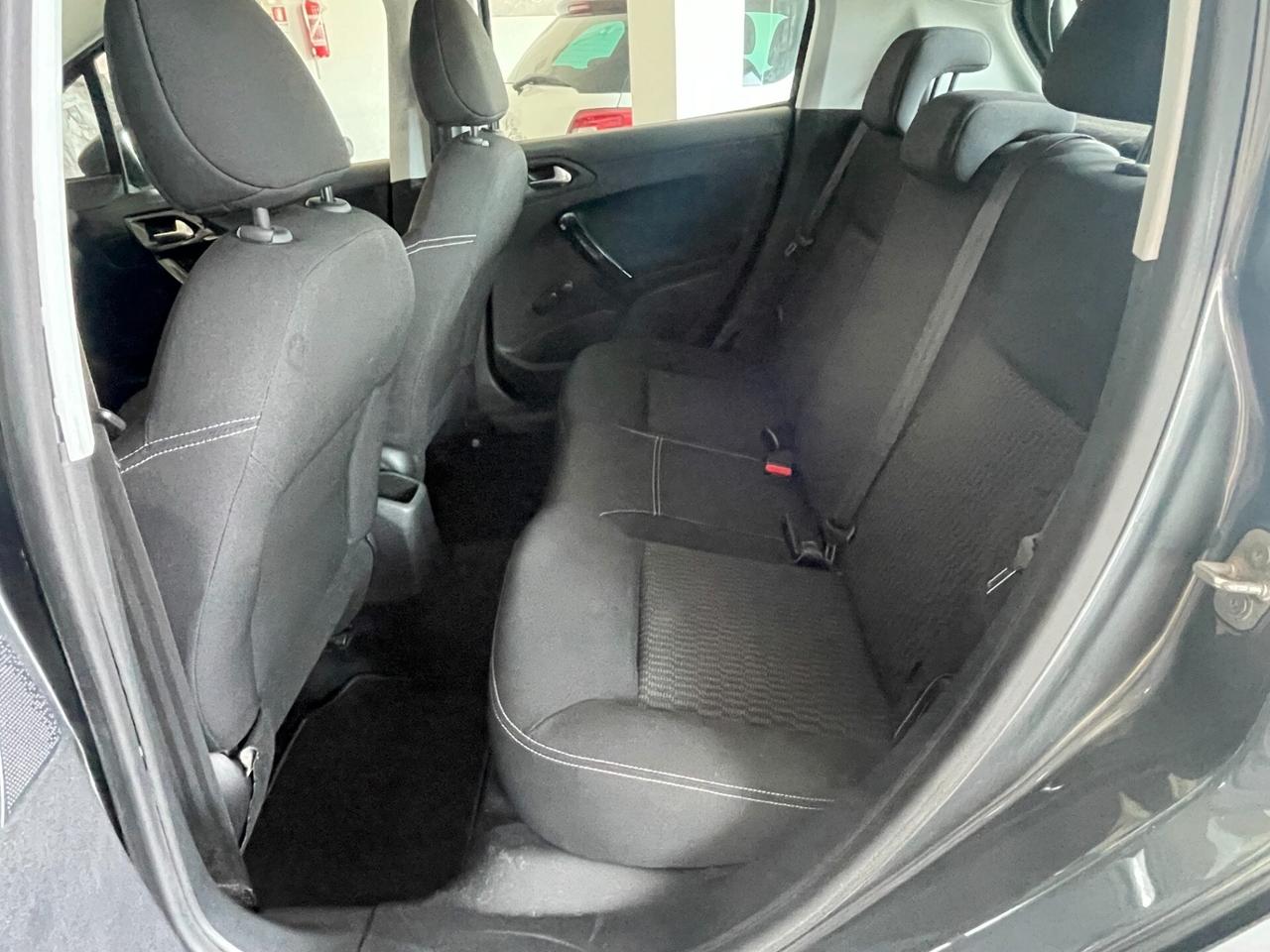 Peugeot 208 BlueHDi 75 5 porte Active