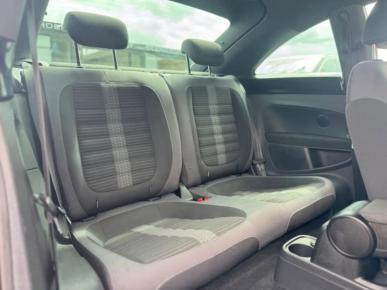 Volkswagen Maggiolino 2.0 TSI DSG Sport Beetle