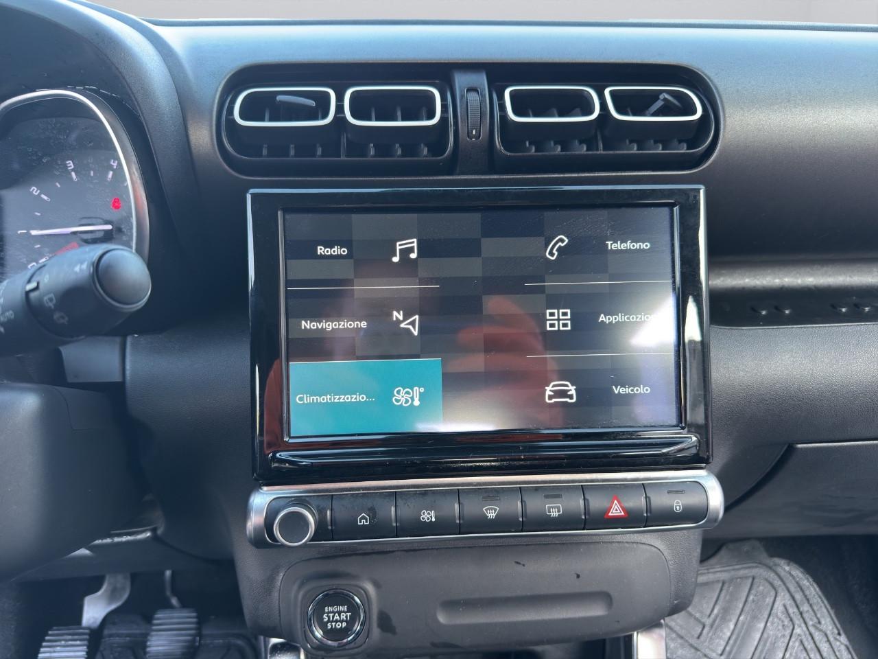 Citroen C3 Aircross CINGHIA APPENA FATTA-1.2 BICOLOR PURETECH SHINE PACK 110 CV-CERCHI 17-SENSORI-NAVI-CRUISE-