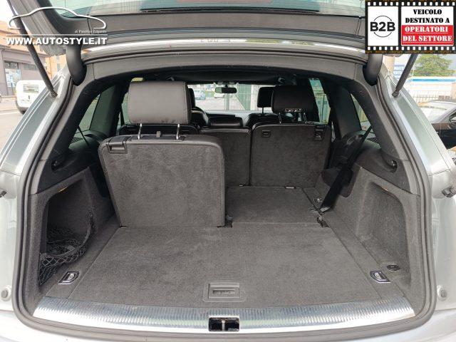AUDI Q7 3.0 V6 TDI 240Cv *7POSTI* quattro Tiptronic S-LINE