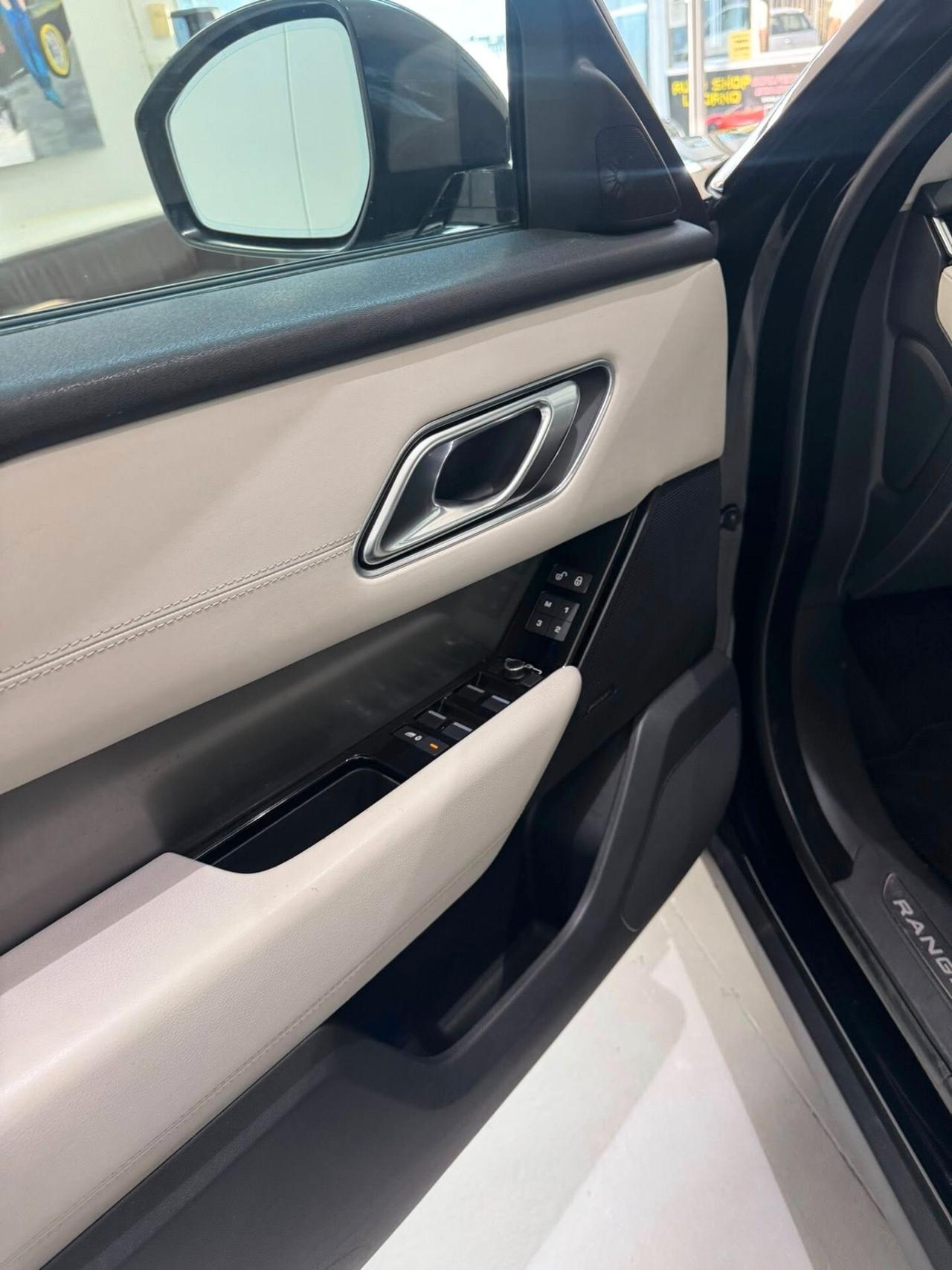Land Rover Range Rover Velar Range Rover Velar 2.0 TD4 180 CV R-Dynamic HSE