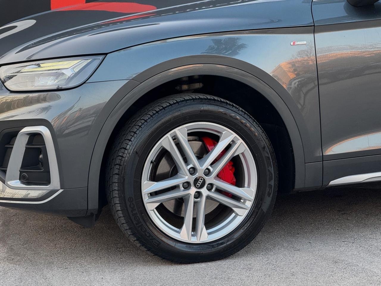 Audi Q5 40 TDI MHEV 12V S line Quat S-tronic 204CV