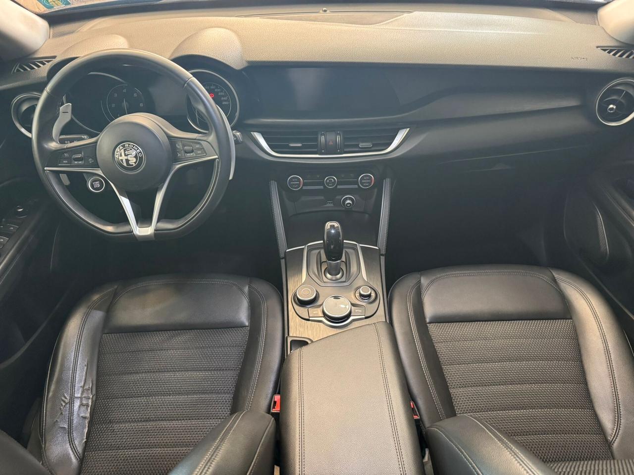 Alfa Romeo Stelvio 2.2 Turbodiesel 160 CV AT8 RWD Business