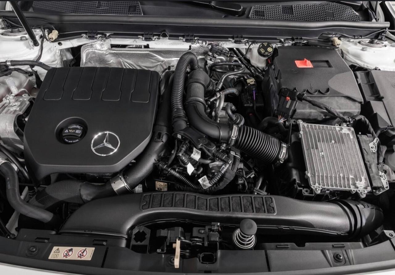 Mercedes-benz A 180 Automatic Premium AMG Line Benzina Tetto
