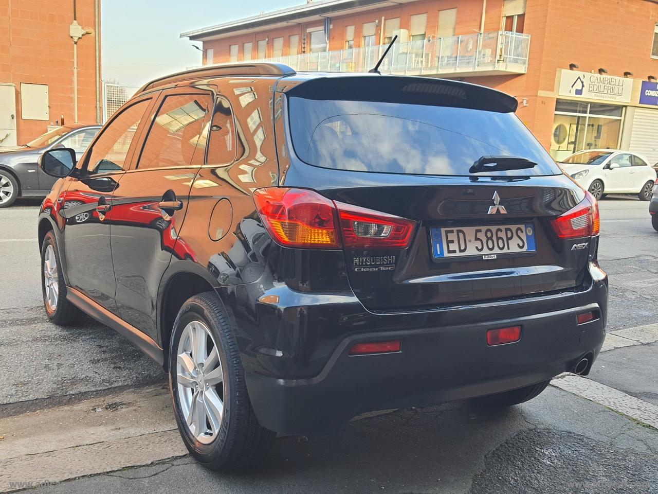 MITSUBISHI ASX 1.8 DI-D 150 4WD Intense Panoramic