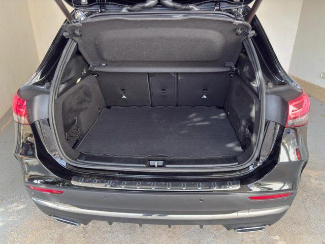 MERCEDES-BENZ GLA 200 d Automatic Premium