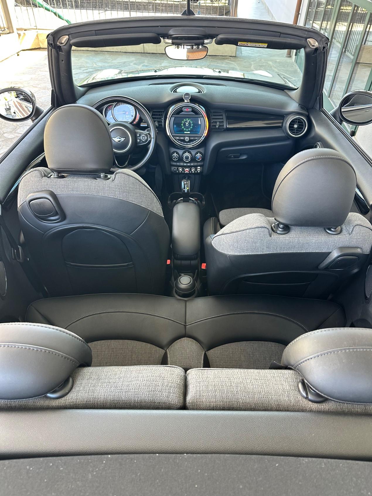 Mini Cabrio Cooper D 1.5 Twin Power Turbo DCT