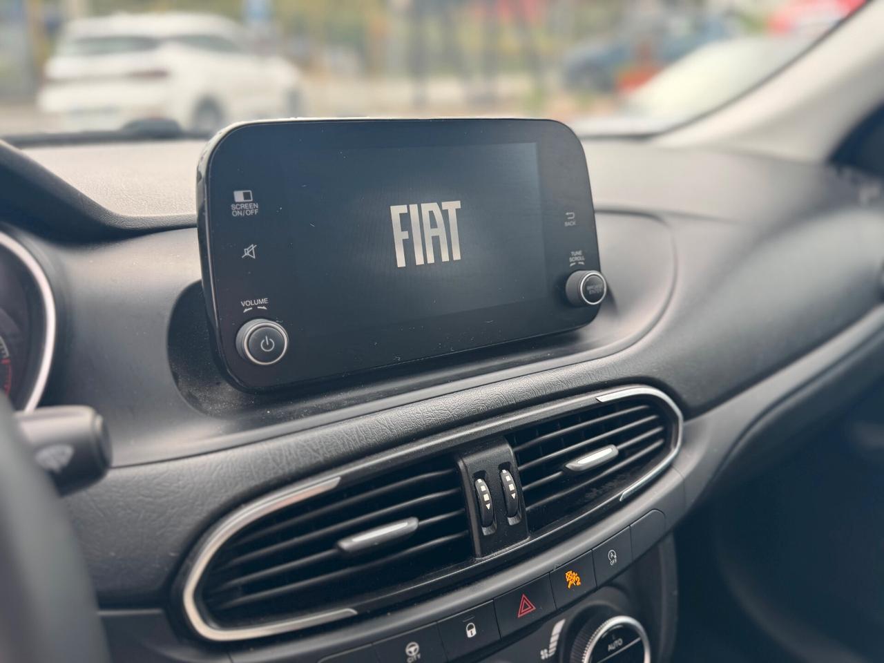 FIAT Tipo MY23 1.0cc 100cv Hatchback Life