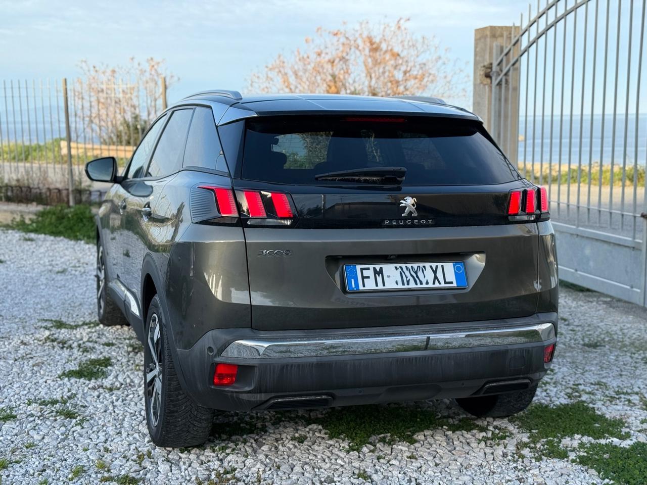 Peugeot 3008 ALLURE BlueHDi 130CV UNI-proprietario