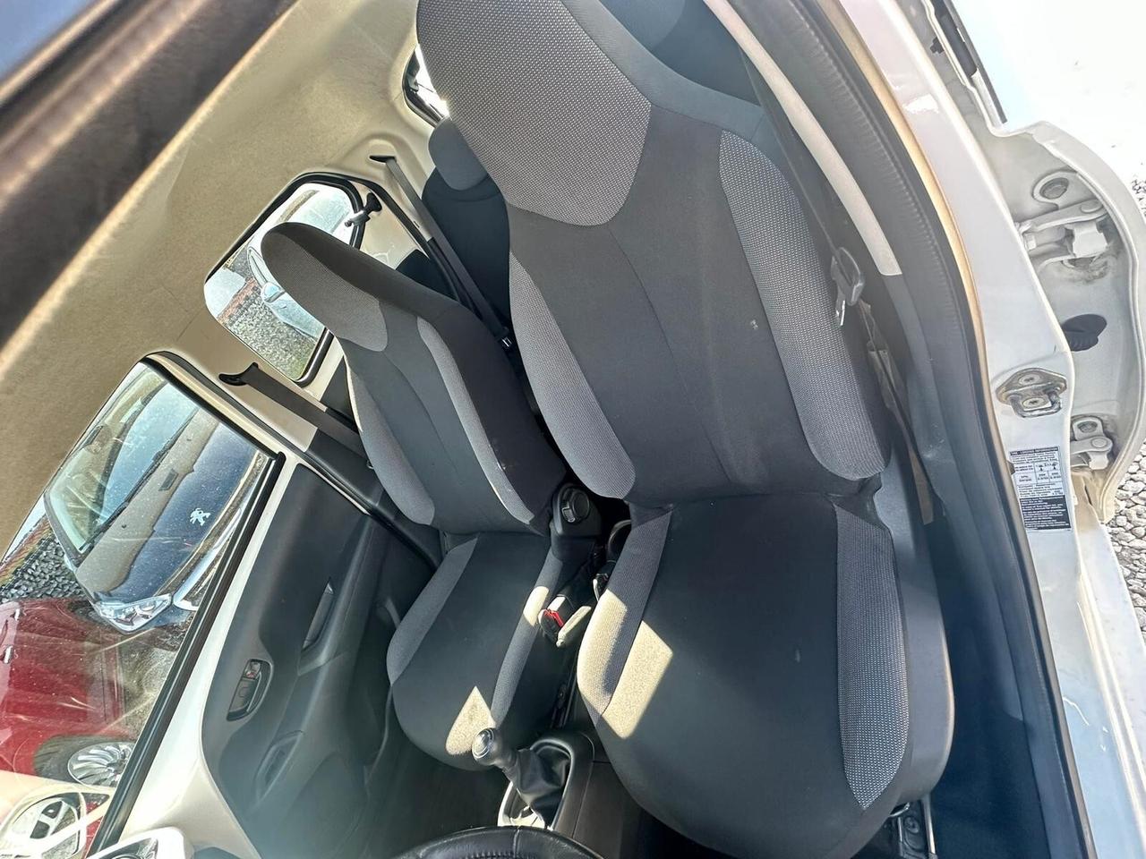 Toyota Aygo Connect 1.0 VVT-i 72 CV 5 porte x-clusiv MMT