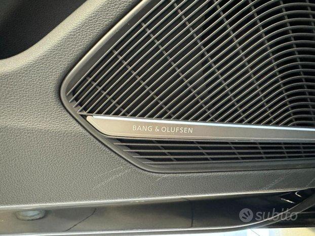 AUDI A4 Avant 40 TDI q. S tronic S line +19"+Mat