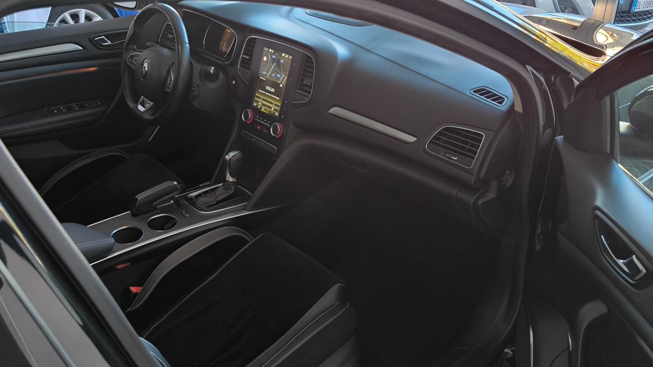 Renault Megane Mégane dCi 8V 110 CV EDC Energy Bose