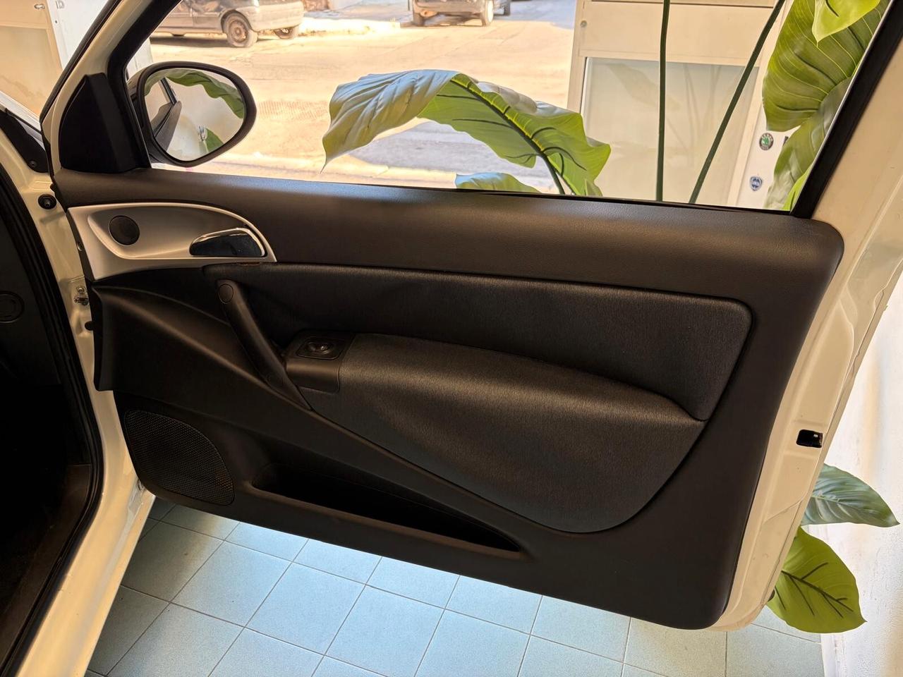 Lancia Ypsilon DIVA 1.2 EURO5 12 MESI DI GARANZIA