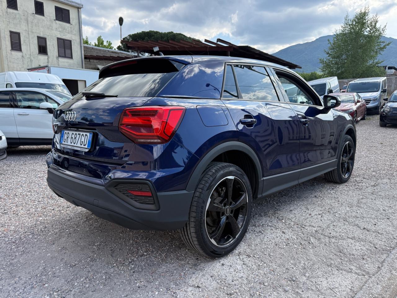 Audi Q2 35 TDI S tronic Business