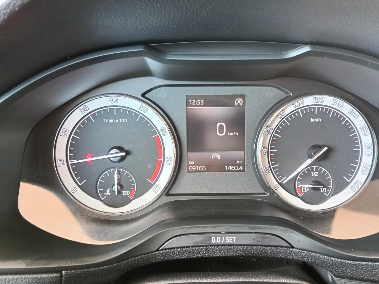 Skoda Karoq 1.0 TSI 110 CV Ambition