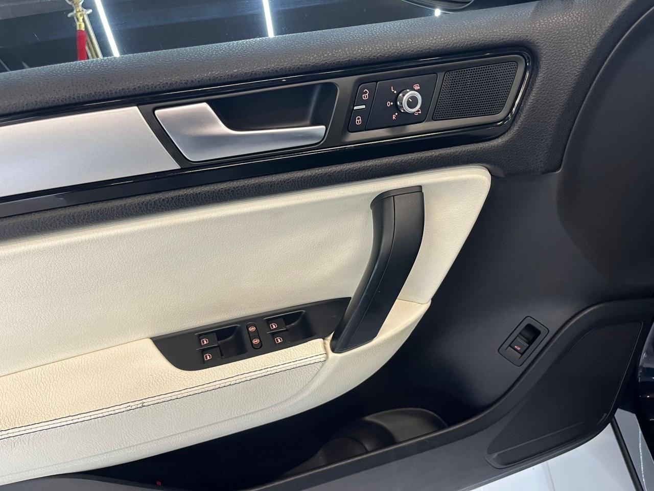 Volkswagen Touareg 3.0 TDI 245 CV tiptronic BlueMotion Technology