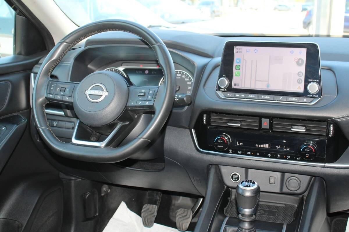 Nissan Qashqai 1.3 mhev Business 2wd 140cv con CarPlay
