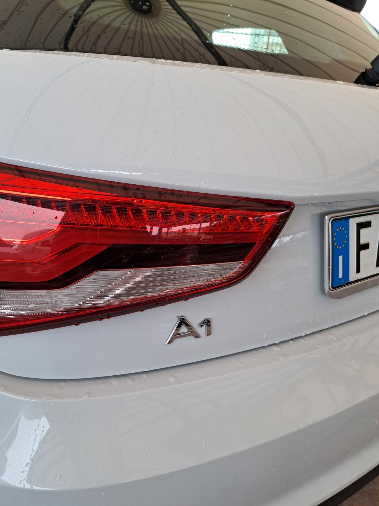 Audi A1 1.4 TDI Ultra S-Tronic 90CV AUTOM.