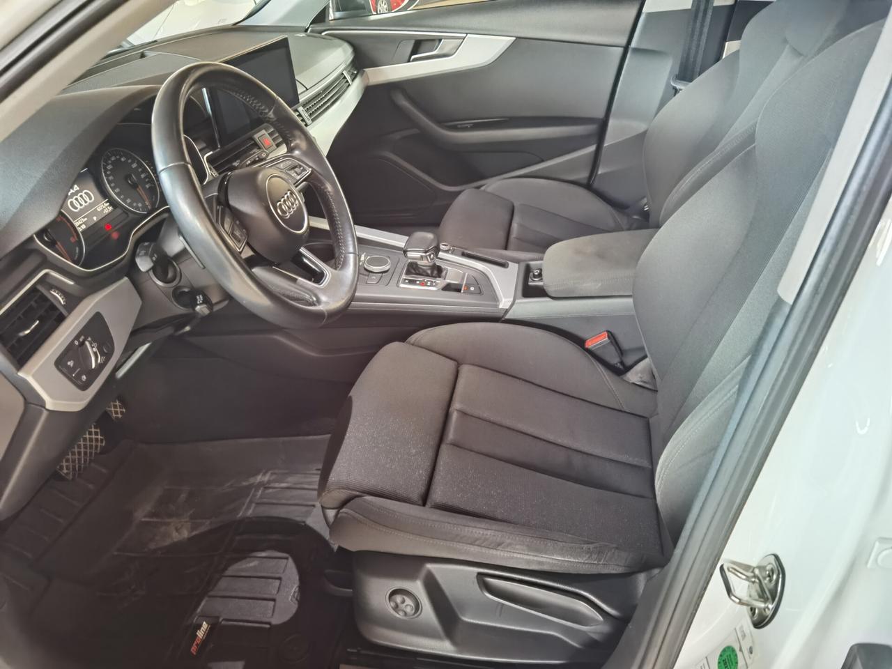 Audi A4 Avant 2.0 TDI 150 CV S tronic SLINE