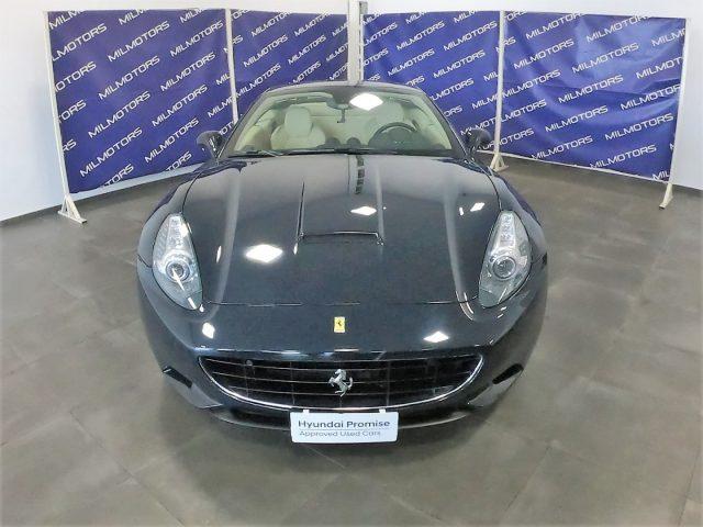 FERRARI California DCT