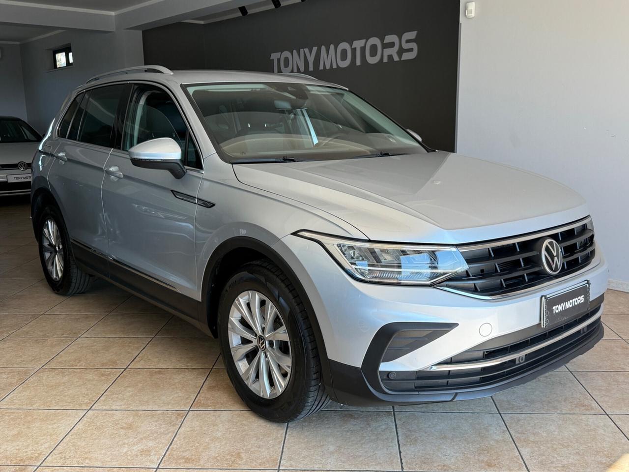 Volkswagen Tiguan 2.0 TDI 150 CV SCR DSG Elegance