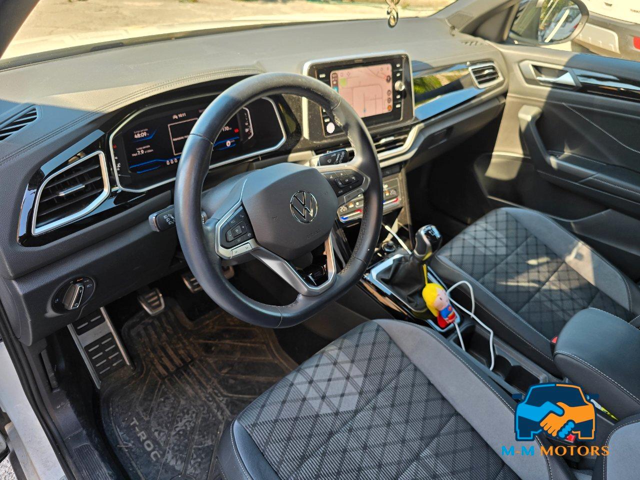 Volkswagen T-Roc 1.0 tsi R-Line 110cv
