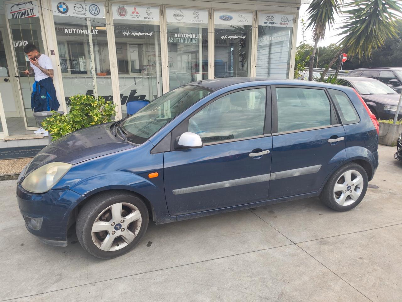 Ford Fiesta 1.2 16V 5p. Ghia