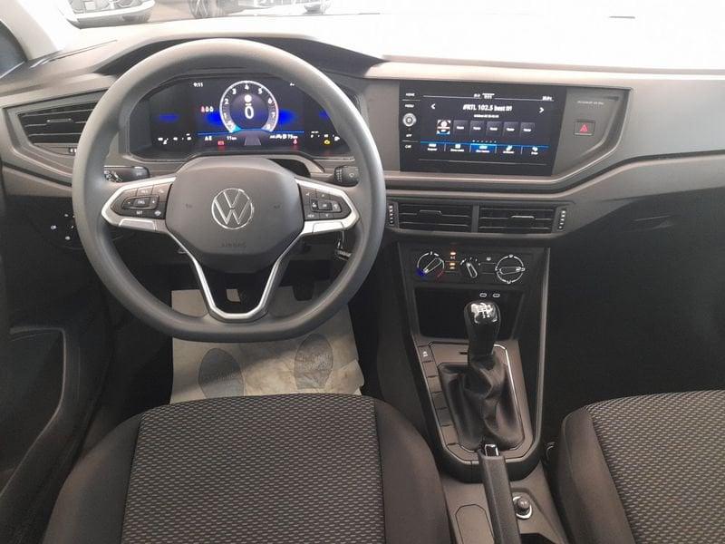 Volkswagen Polo 1.0 Young