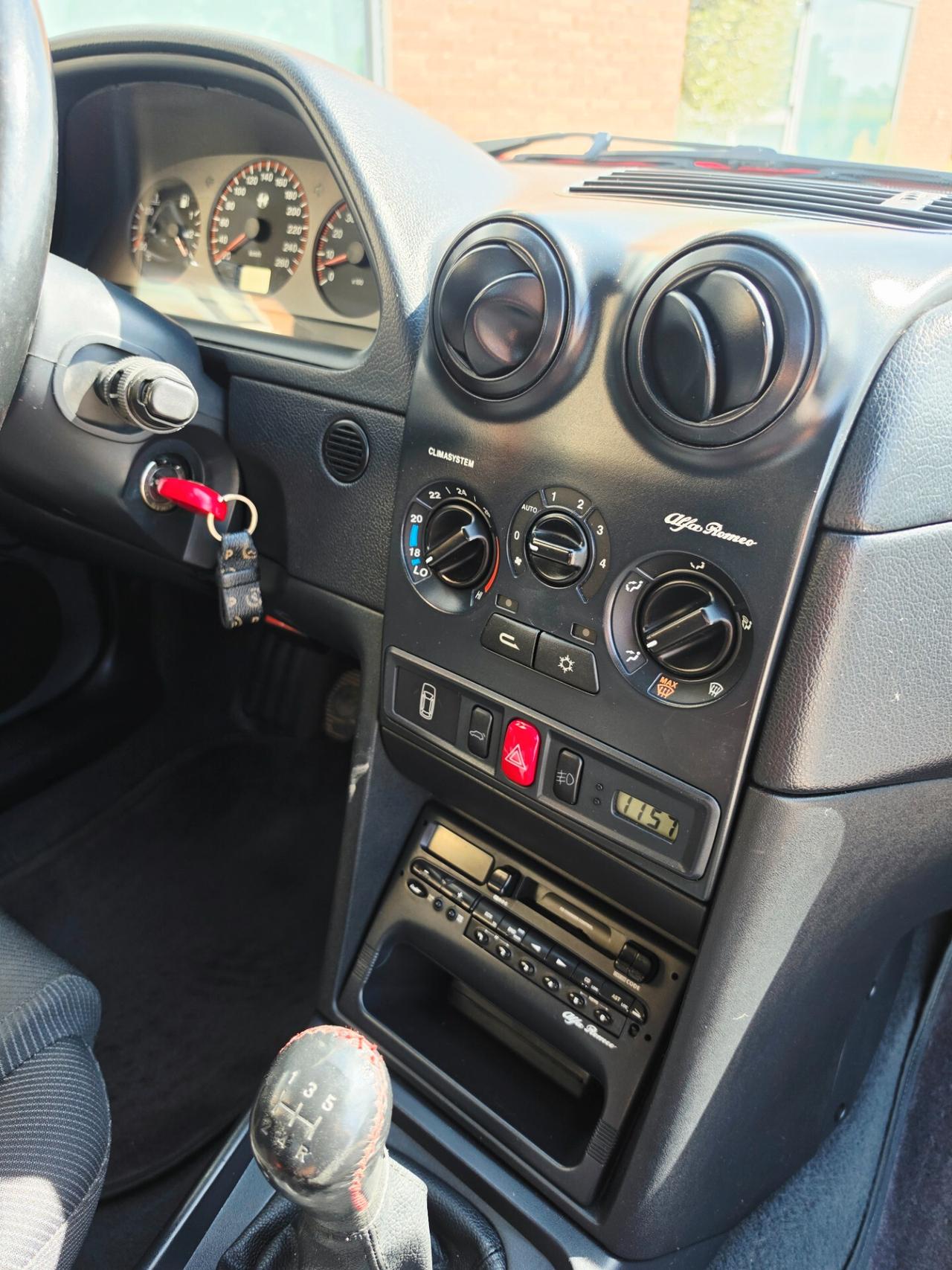 Alfa Romeo 145 2.0i 16V Quadrifoglio TOP Condition UNICOPROPRIETARIO