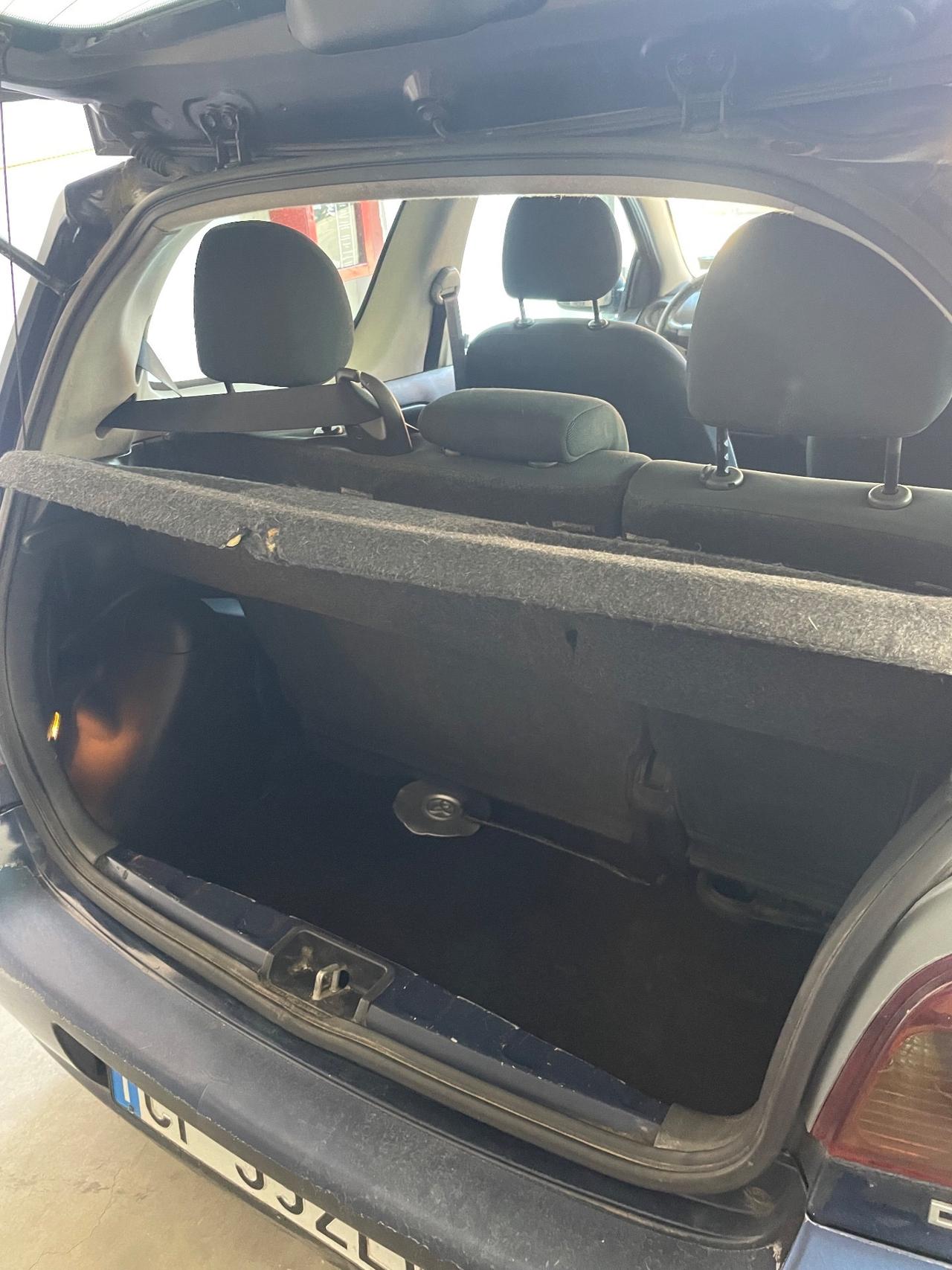 Toyota Yaris 1.4 tdi D-4D cat