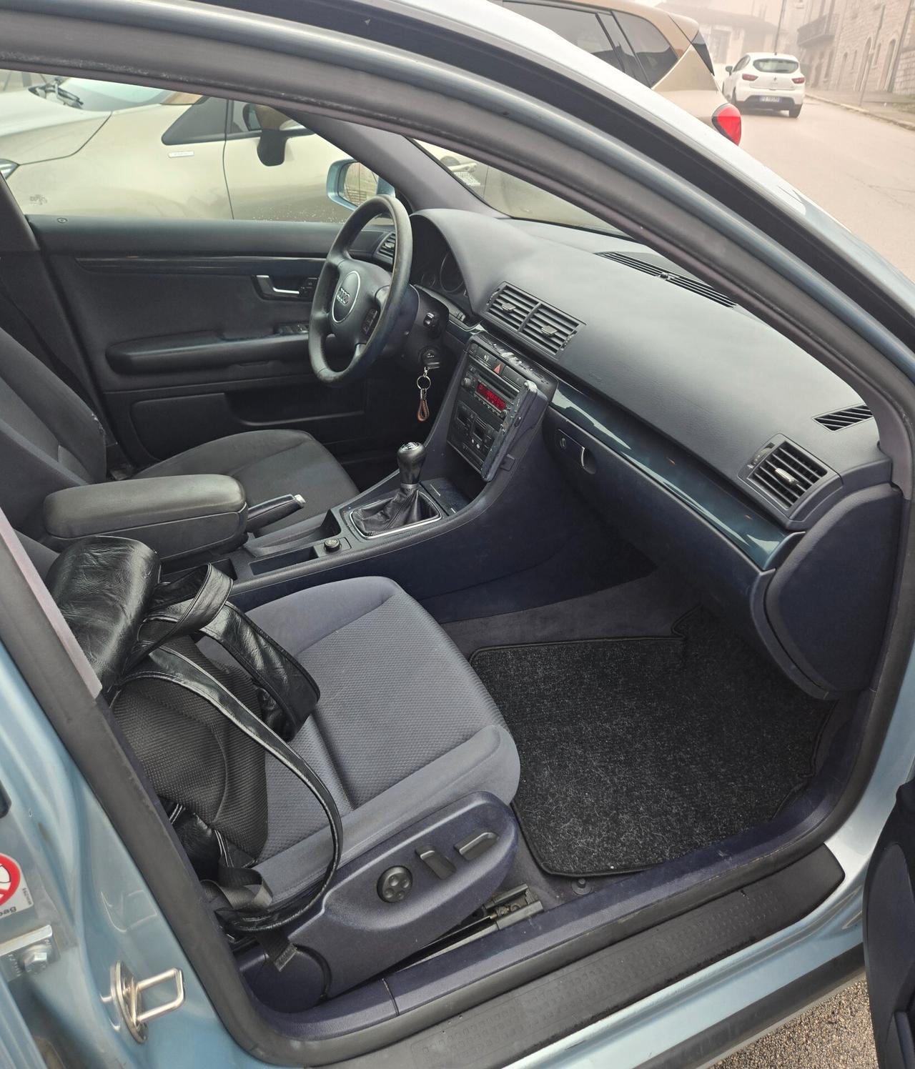 Audi A4 1.9 TDI/130 CV cat