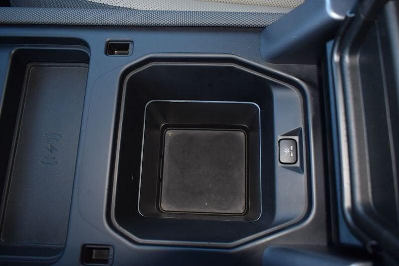 Land Rover Defender Defender 110 3.0D I6 250 CV AWD Auto X-Dynamic S