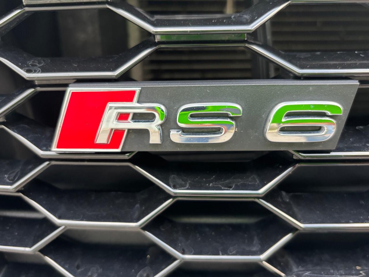 Audi RS6 RS 6 Avant 4.0 TFSI quattro tiptronic performance