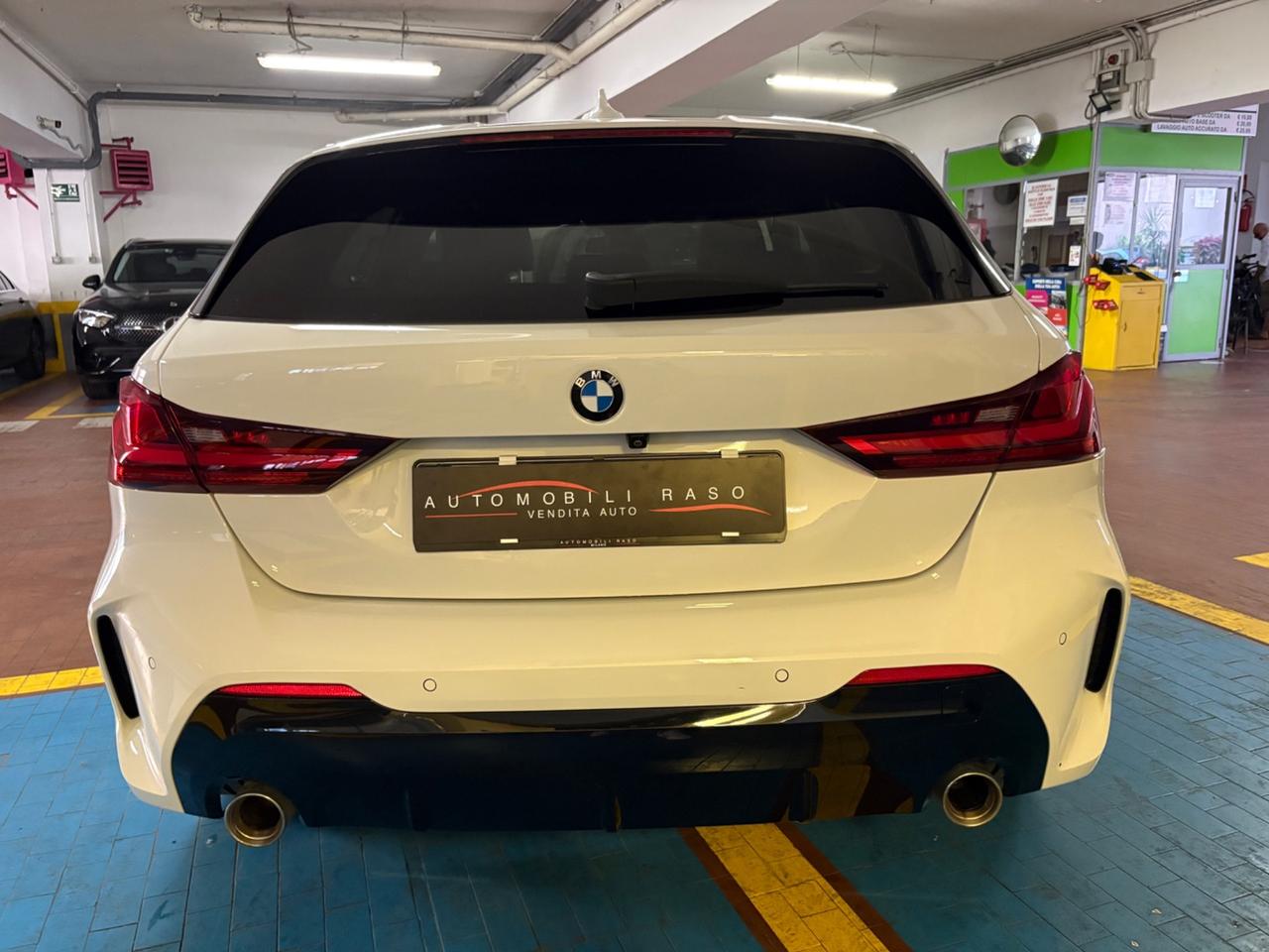 Bmw 120 120i 5p. Msport