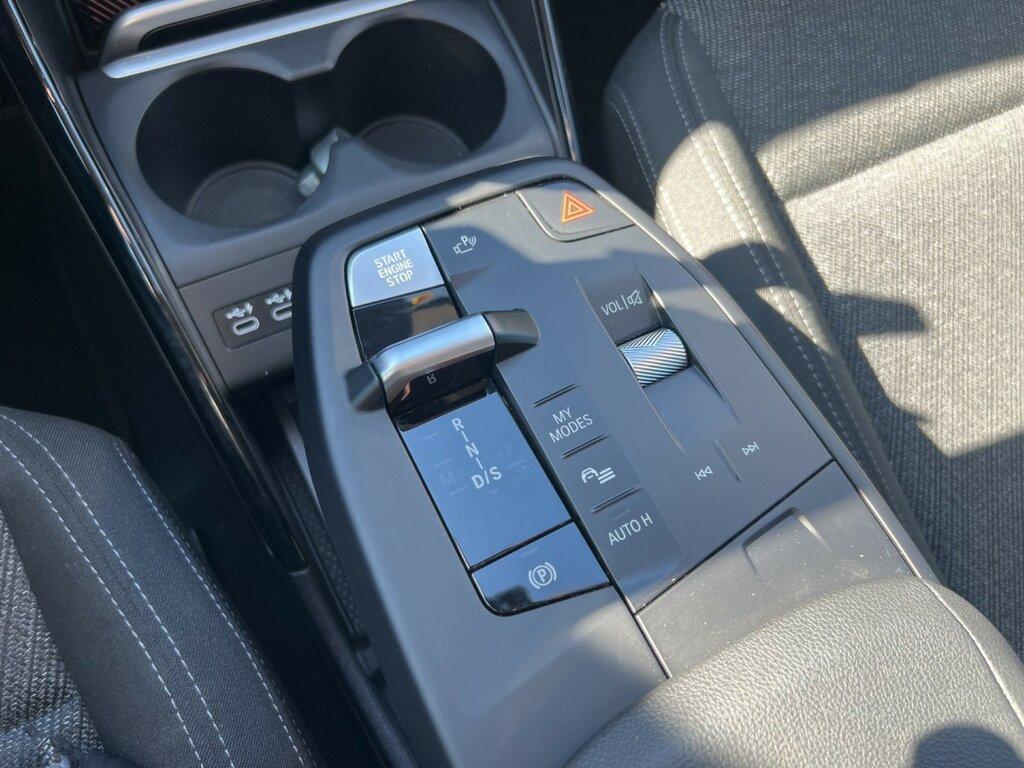 BMW X1 23 i Mild Hybrid 48V xLine xDrive DCT