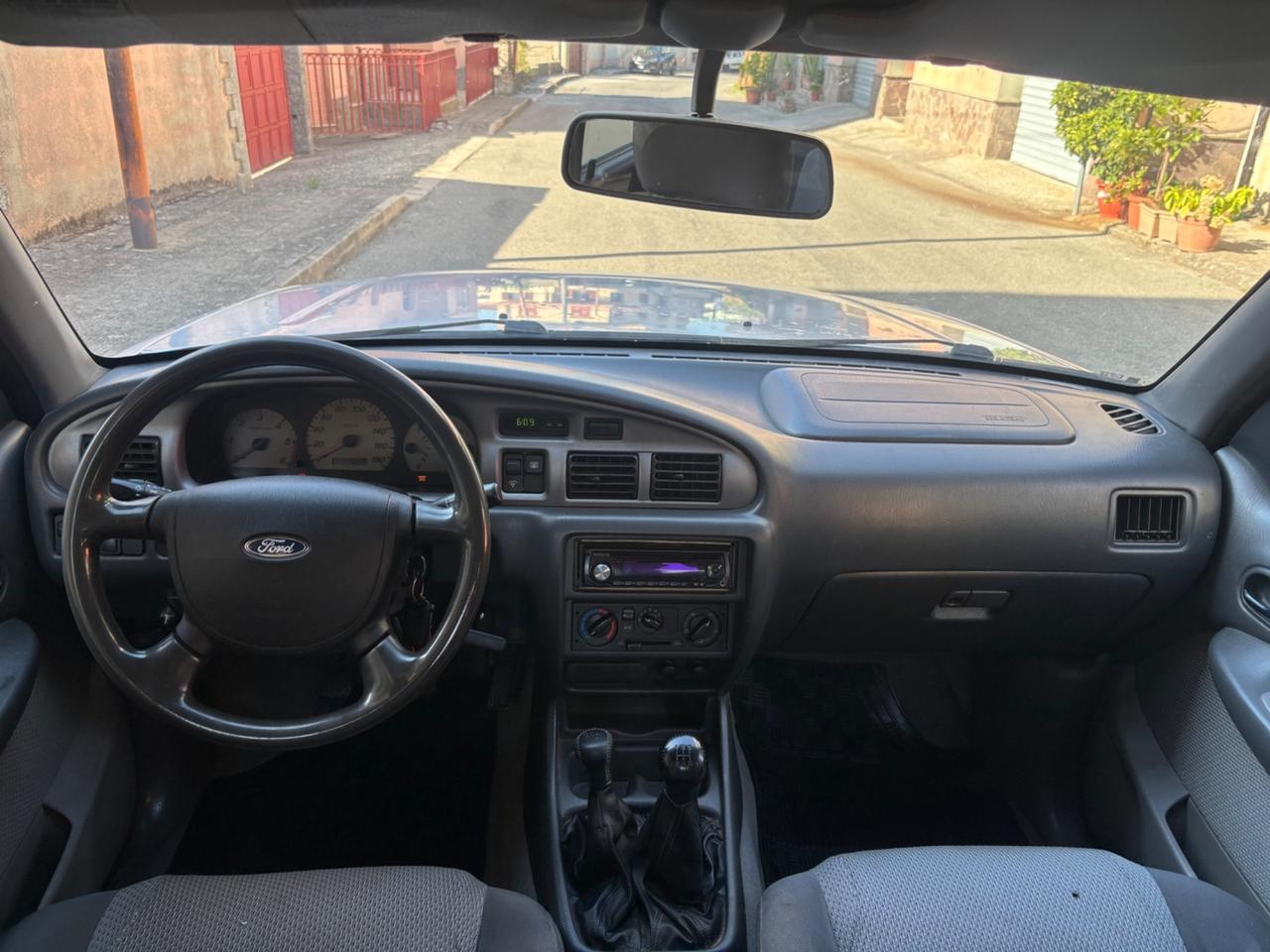 Ford Ranger 2.5 TDI (109CV) 4p. Super Cab Chassis XL