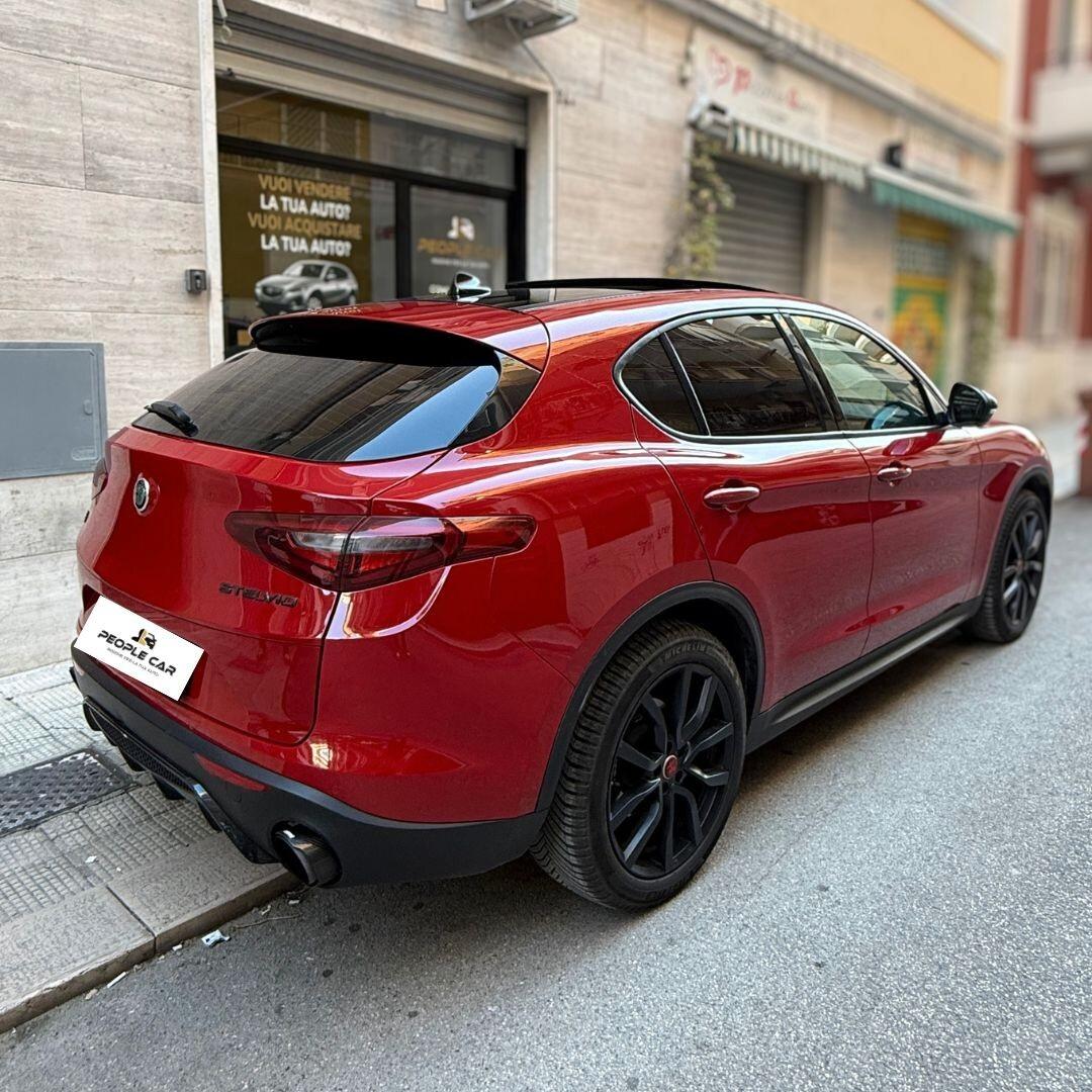 Alfa Romeo Stelvio 2.0 Turbo 280 CV AT8 Q4 Super