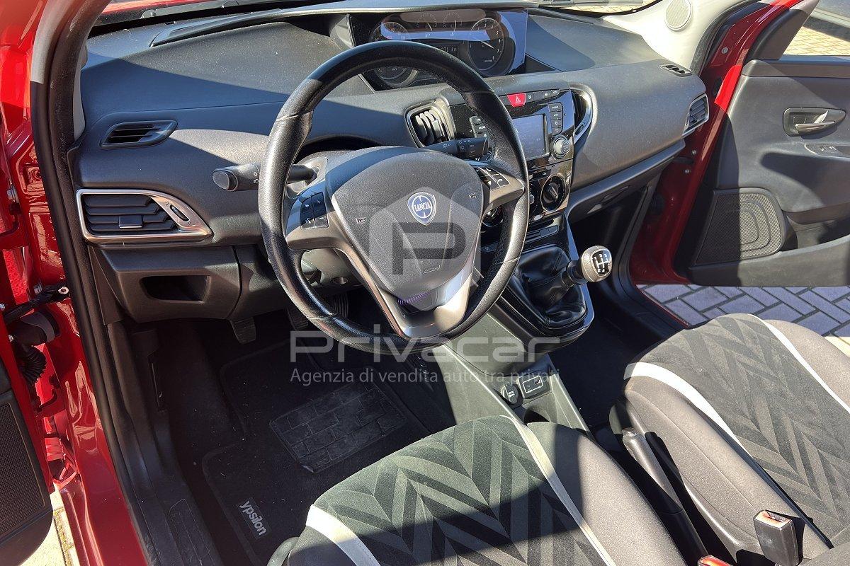 LANCIA Ypsilon 1.2 69 CV 5 porte Gold