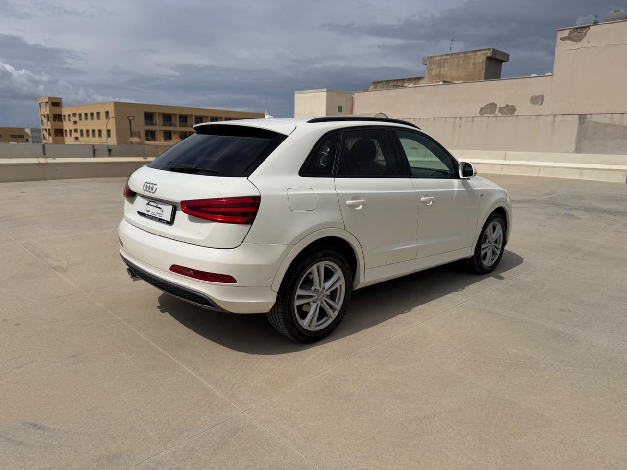 Audi Q3 2.0 TDI 177 CV quattro S tronic Line Edition