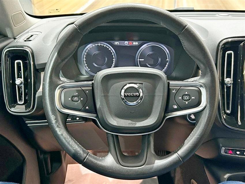 Volvo XC40 T5 Recharge Plug-in Hybrid automatico Core