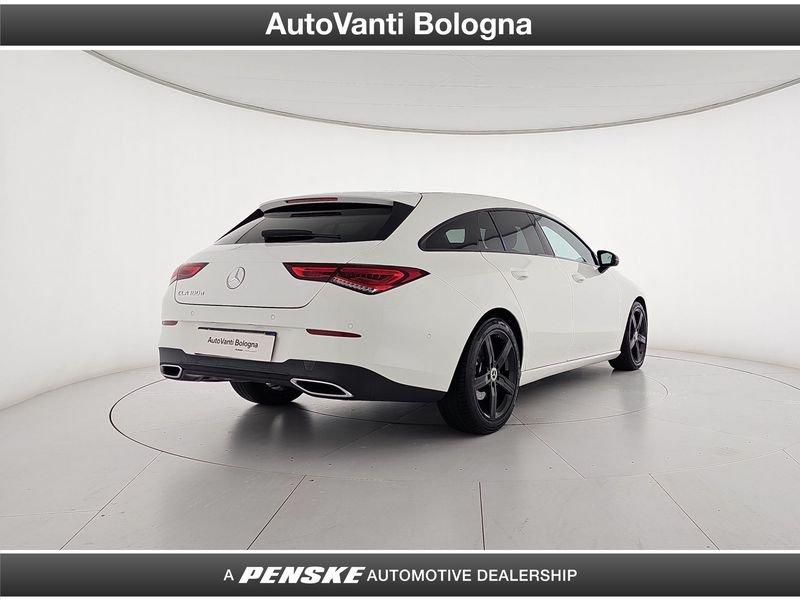 Mercedes-Benz CLA CLA Shooting Brake 180 d Night edition auto