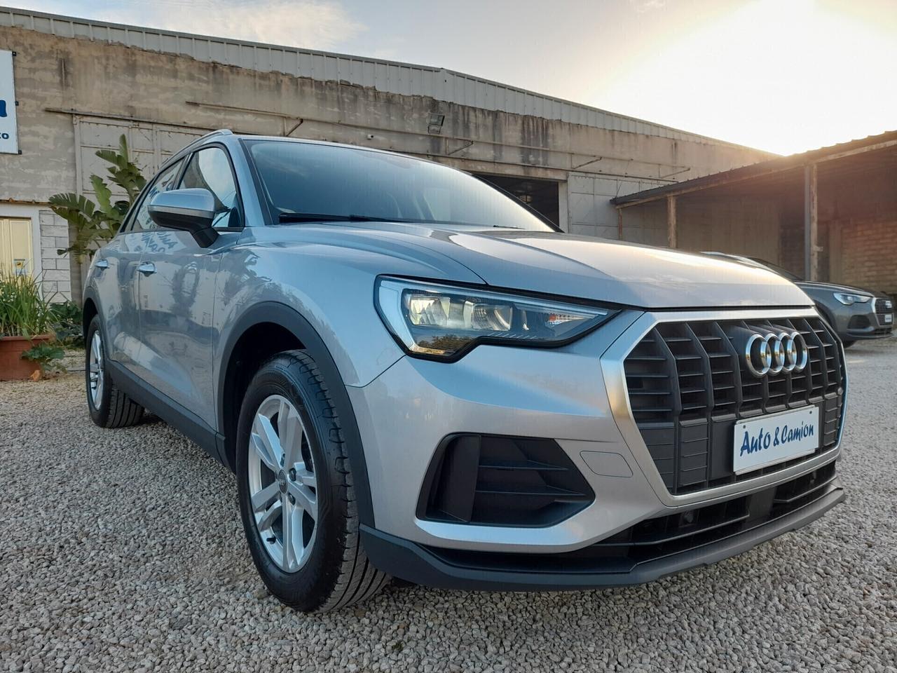 Audi Q3 35 TDI S tronic Business Advanced ANN02020